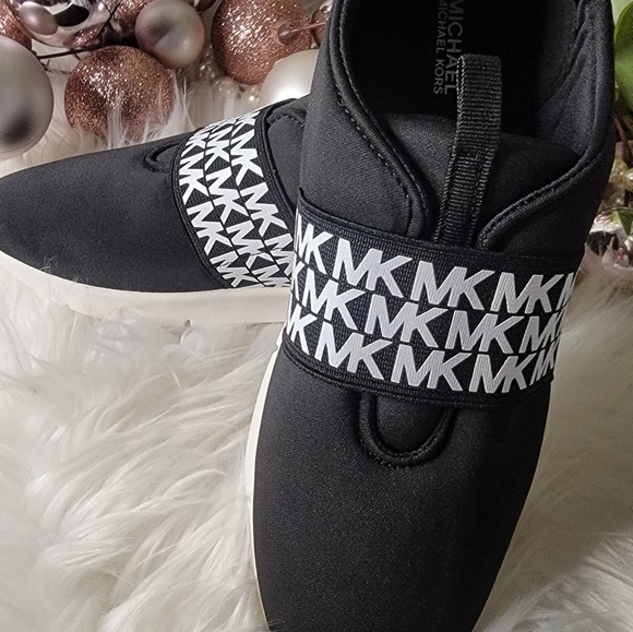 Michael Kors Toddler Sneakers - Picture 7 of 8